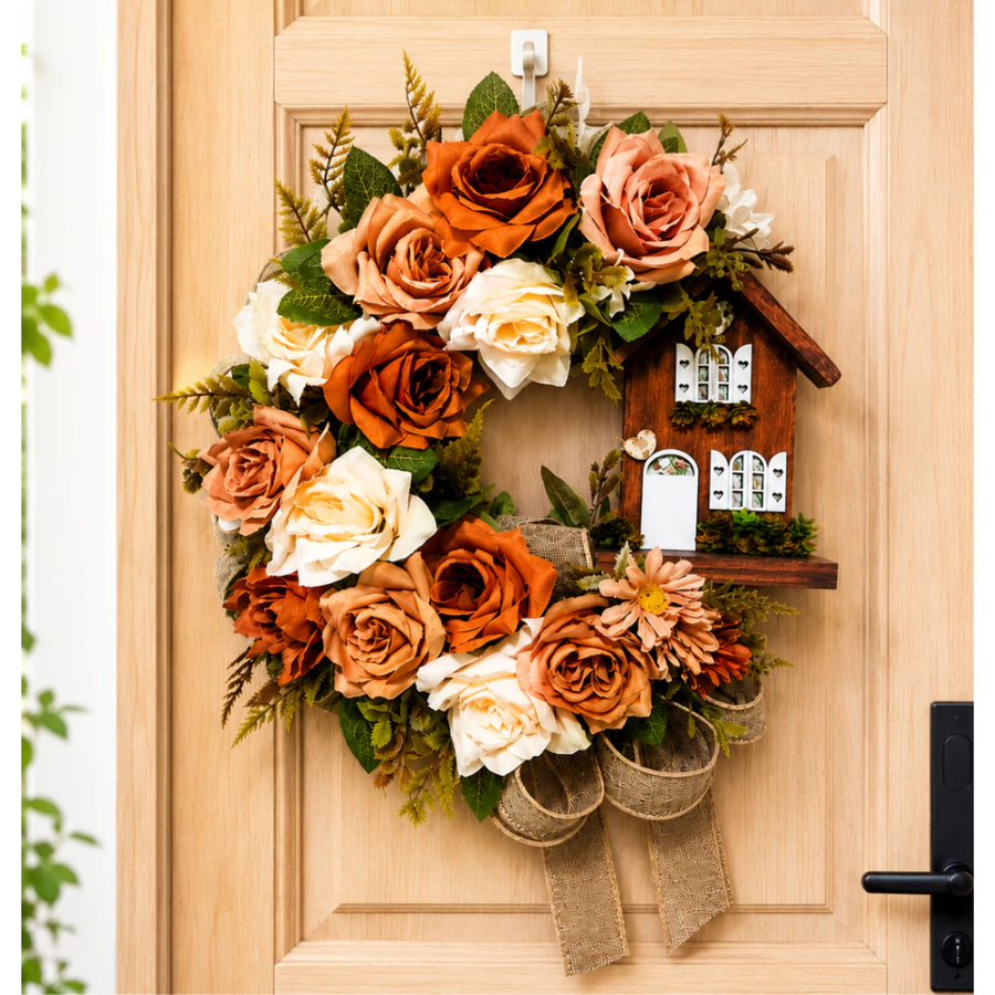 Decoração para datas especiais sem exagero: como deixar a casa bonita no Natal, na Páscoa e nos aniversários 13 Guirlanda Floral com Casinha Adorno Parede Gra Decorações